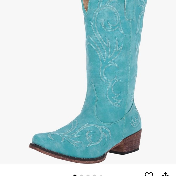 Women boots size 10 come with the scarf too - Picture 5 of 8